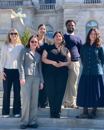 Humanities D.C. trek participants in front of the Library of Congress